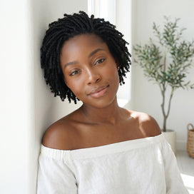 Chic Perruque Afro Kinky Curly Noir 13x4 Sans Colle Cheveux Courts Bouclés Portez Et Partez