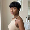 Coupe Pixie Vintage Chic Cheveux Naturels Frange Pleine Et Favoris Dessinés