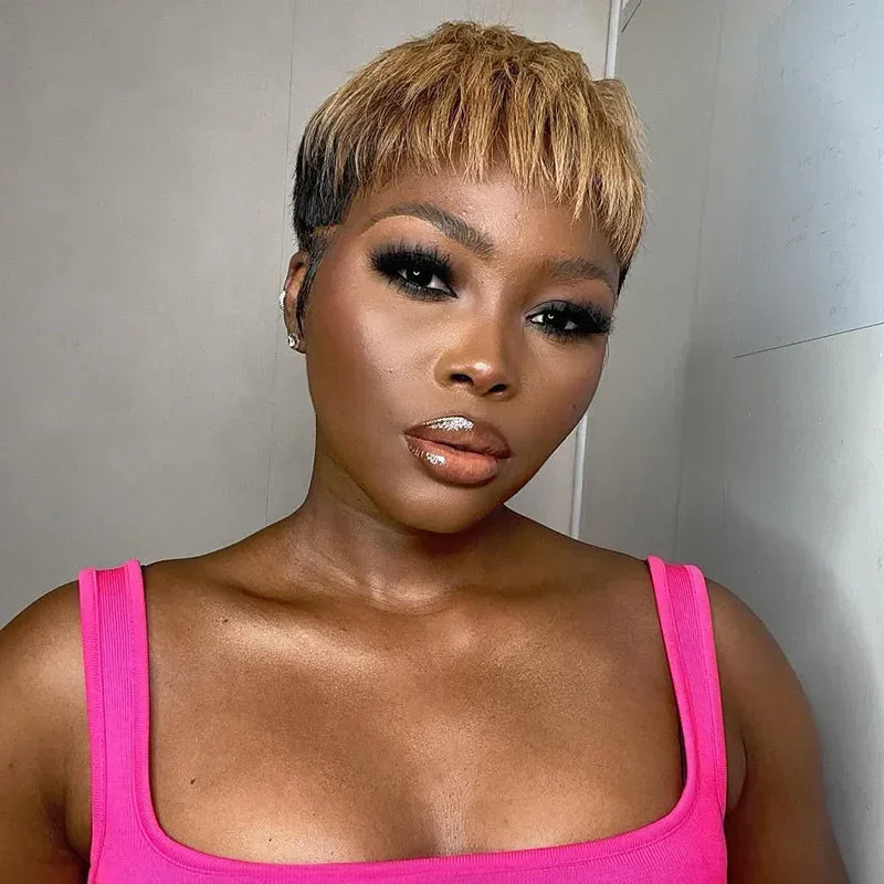 𝐄𝐱𝐩𝐞́𝐝𝐢𝐭𝐢𝐨𝐧 𝐬𝐨𝐮𝐬 𝟒 𝐣𝐨𝐮𝐫𝐬⚡Stylish Coupe Pixie Courte Couleur Blond Miel Avec Racines Foncées Perruque Bob Sans Colle