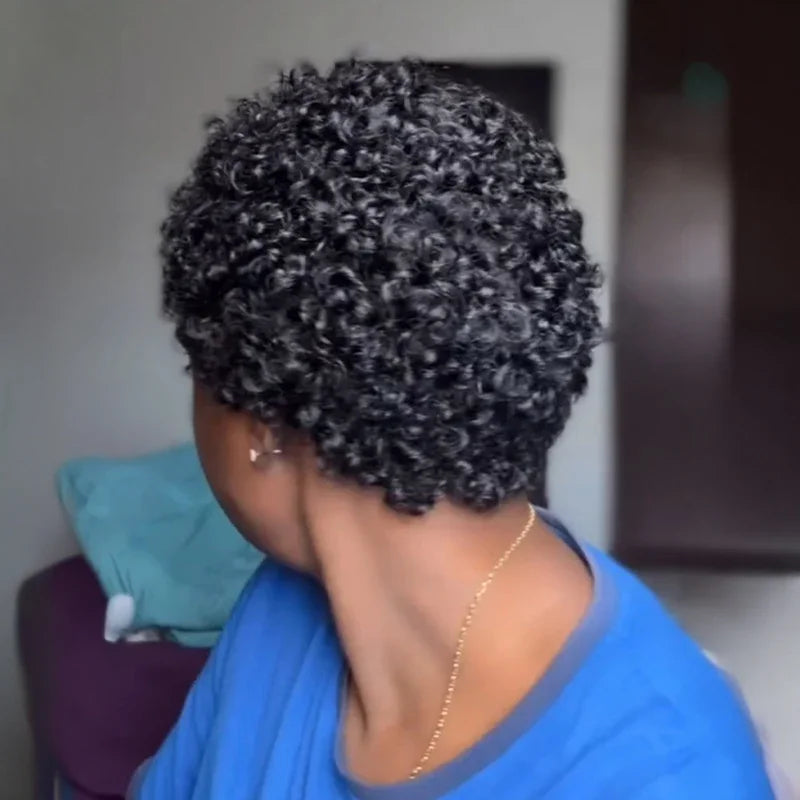 Pixie Cut Curly 13x4 Dentelle HD 4C Edges Effet Cuir Chevelu Perruque Prête à Poser