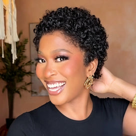 Pixie Cut Curly 13x4 Dentelle HD 4C Edges Effet Cuir Chevelu Perruque Prête à Poser