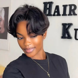 Chic Full lace Pixie Cut Rétro 90s Dégradé avec 4x4 Glueless Frange Rideau & Raie Centrale