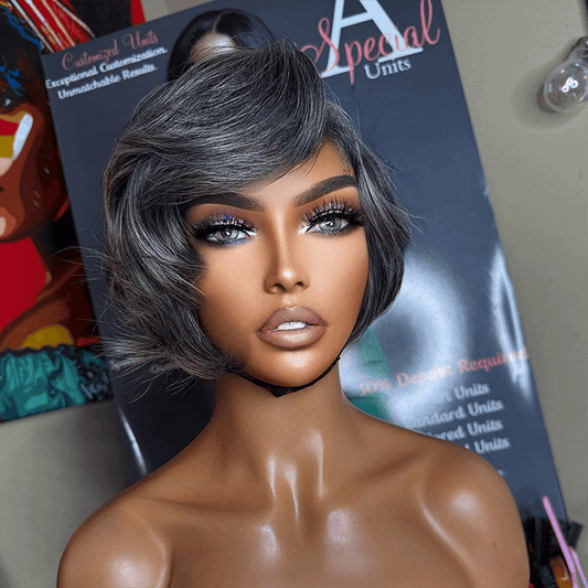 Patron mature Glueless Couleur Sel Et Poivre 7x4 Nœuds Blanchis Perruque Sans Colle