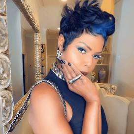 Dentelle Entièrement Transparente Couleur Bleu Highlight Perruque Courte