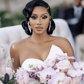 WEDDING Classique Ligne De Cheveux Pré-épilée 13×4&360 Dentelle Perruque Body Wave