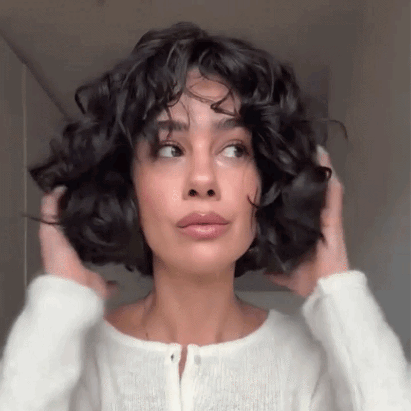 Élégant Glueless 4x4 Noir Naturel Bob Ondulé Avec Frange Fine 100% Cheveux Humains