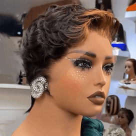 Patron Mature Dentelle Entièrement Transparente Couleur Highlight Perruque Courte